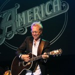 America and Kalapana live in Manila photos