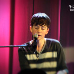 Greyson Chance Launches New EP with Some Christmas Lights at TriNoma