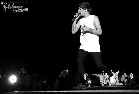 louis-tomlinson-one-direction-live-in-manila