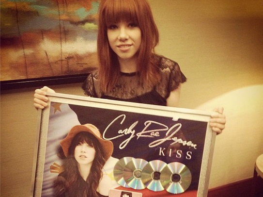Carly Rae Jepsen, Ready to KISS Manila!
