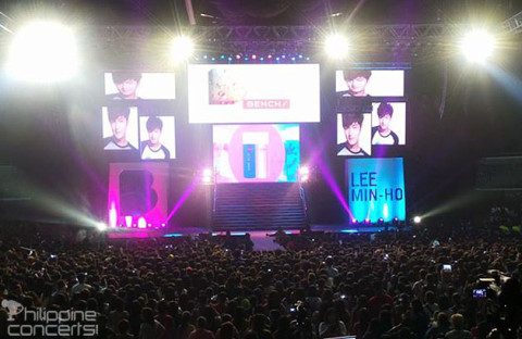 lee-min-ho-live-in-manila-crowd