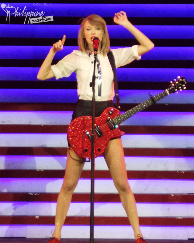 Taylor Swift in Bright, Burning Red in Manila Philippine Concerts
