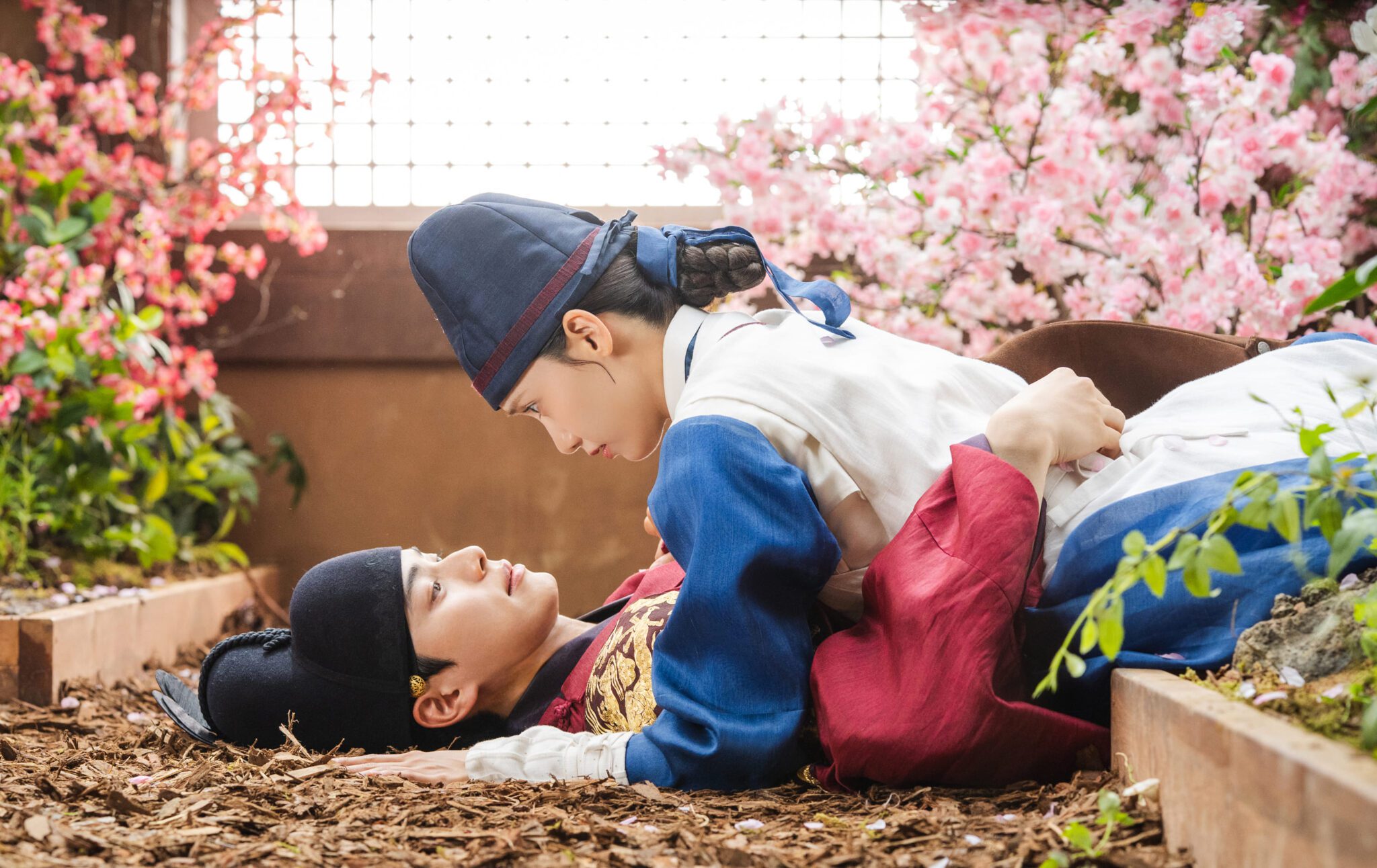 “Bon Appétit, Your Majesty” Tops the Global Netflix Charts with Finale Approaching!