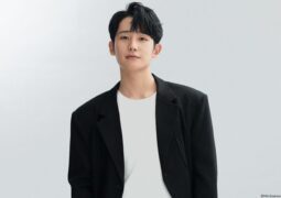 Jung Hae In Invites Filipino Fans to “The 10th Season” Fanmeeting in Manila
