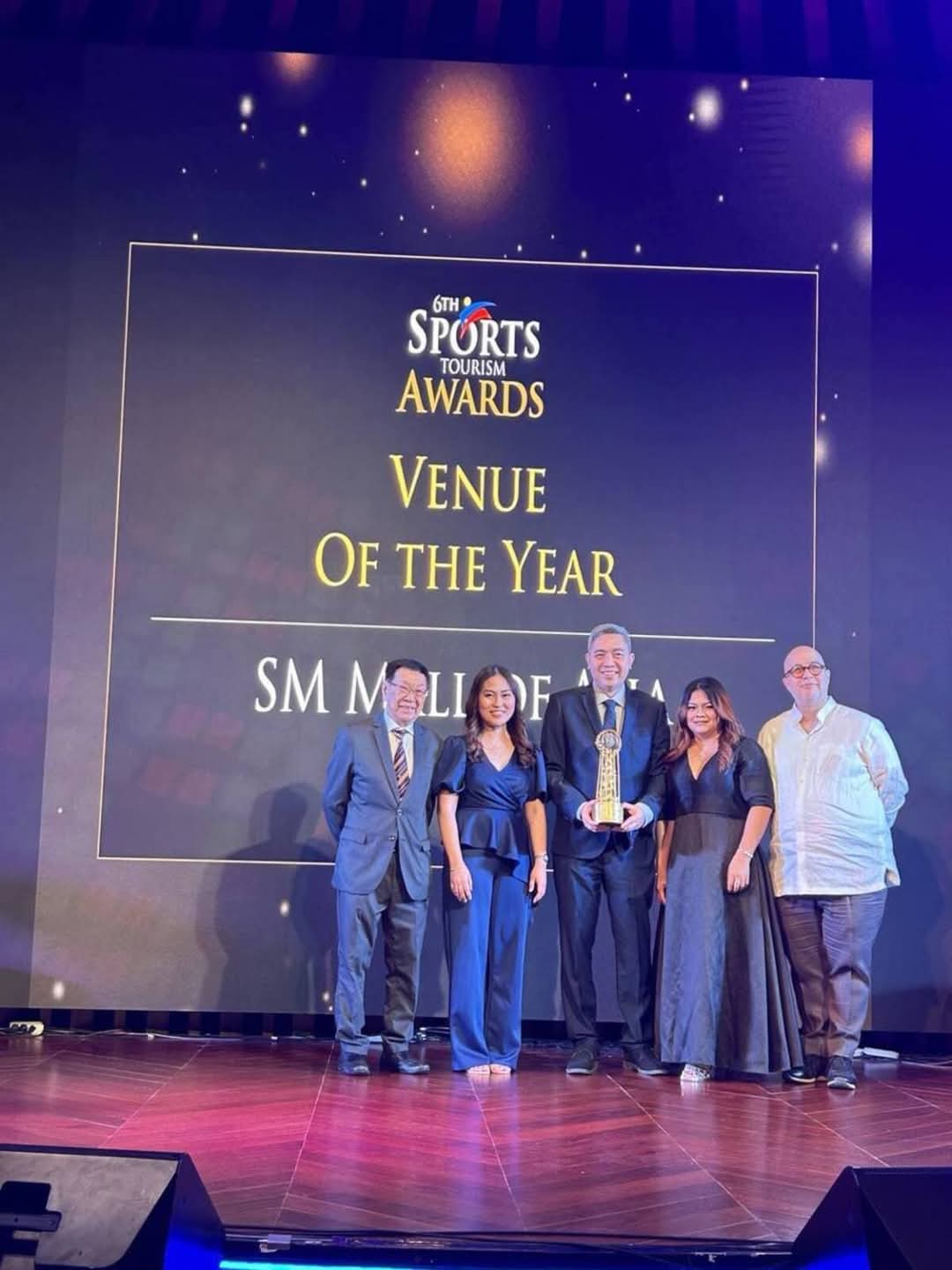 SM Mall of Asia Arena wins 2023 Sports Venue of the Year award ...