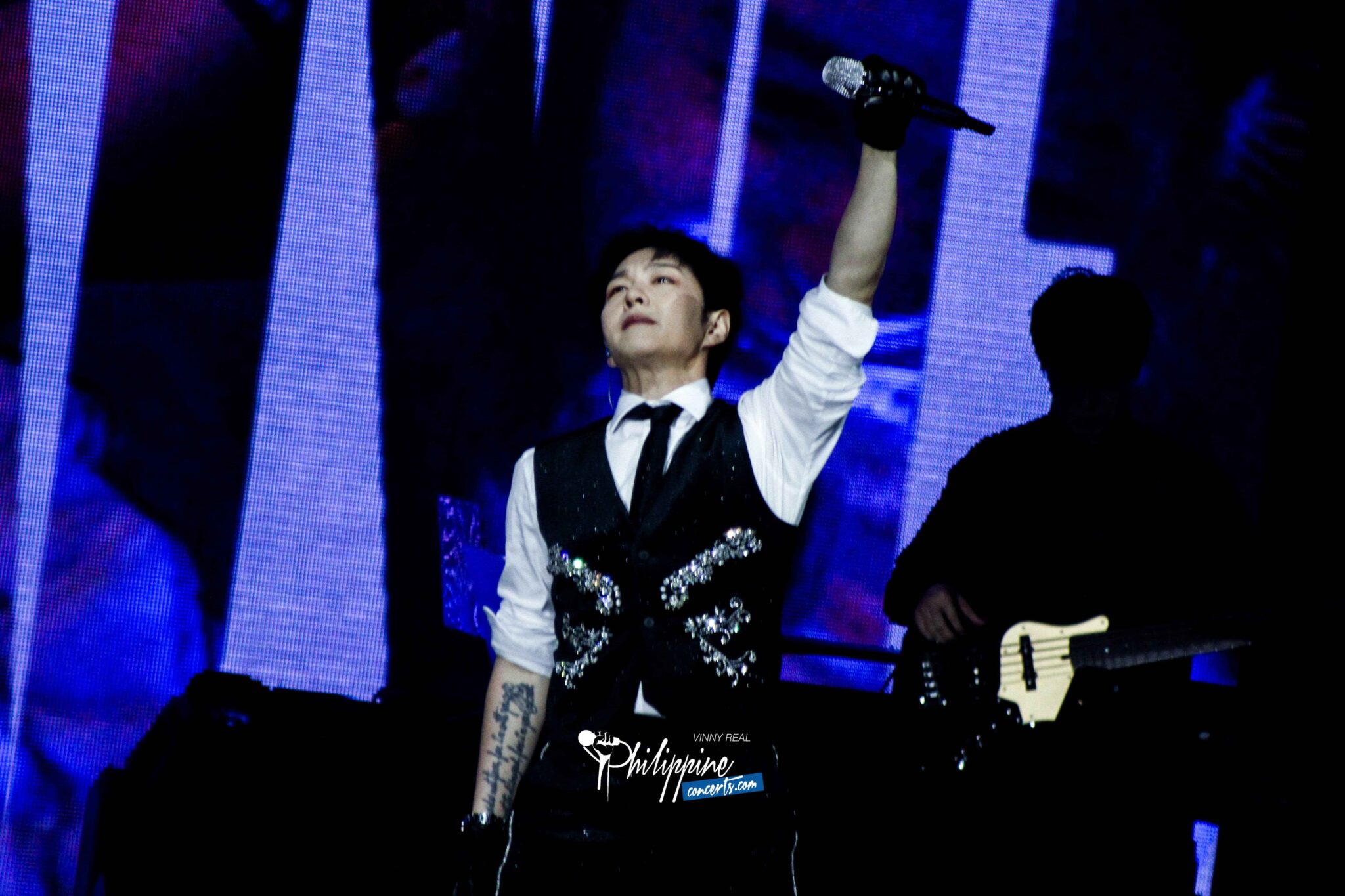 Navigating the World of Melody with Lee Changsub in His WAYFARER Solo Concert in Manila