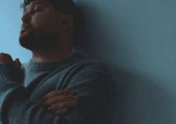 Rising R&B star James Vickery makes Red Bull Records debut with soulful new single “Hotel Lobby”