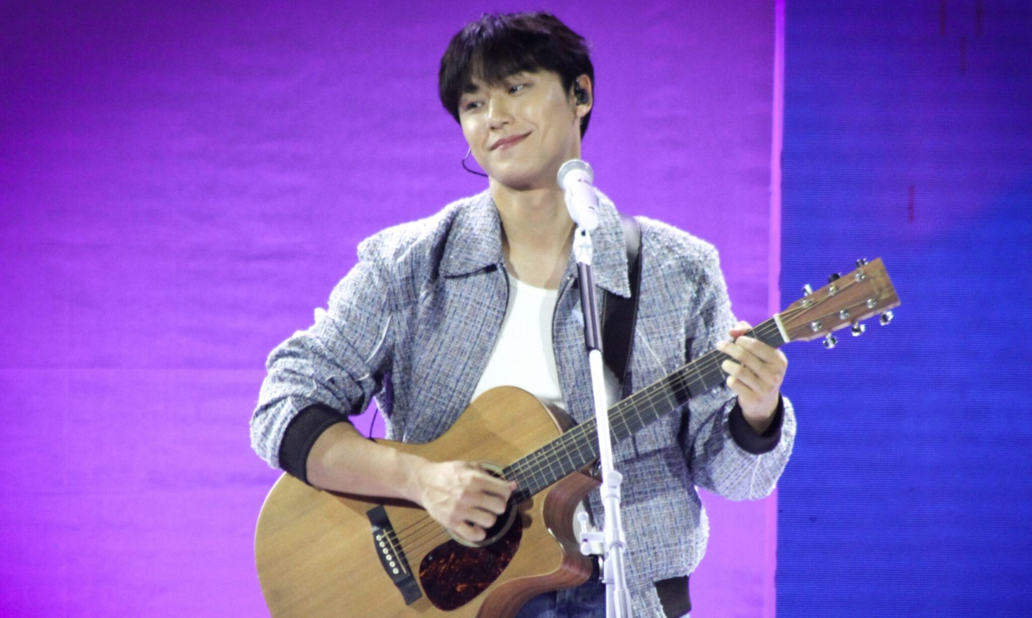 Lee Do Hyun Holds First-Ever Fan Meeting in Manila with Heartfelt Moments and Unforgettable Smiles