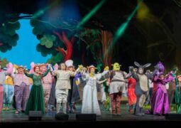 Shrek The Musical: A Big, Bright, Beautiful, Ogre-riffic Show