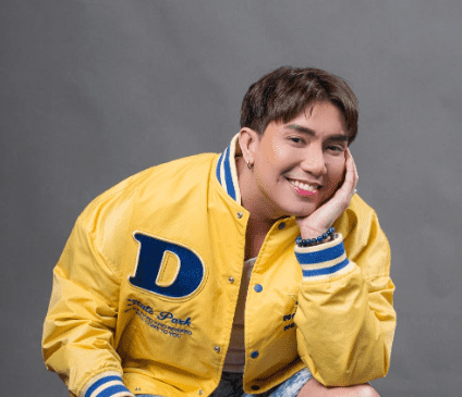 Kevin Montillano Drifts Through the Tide of Emotion in “alon!”